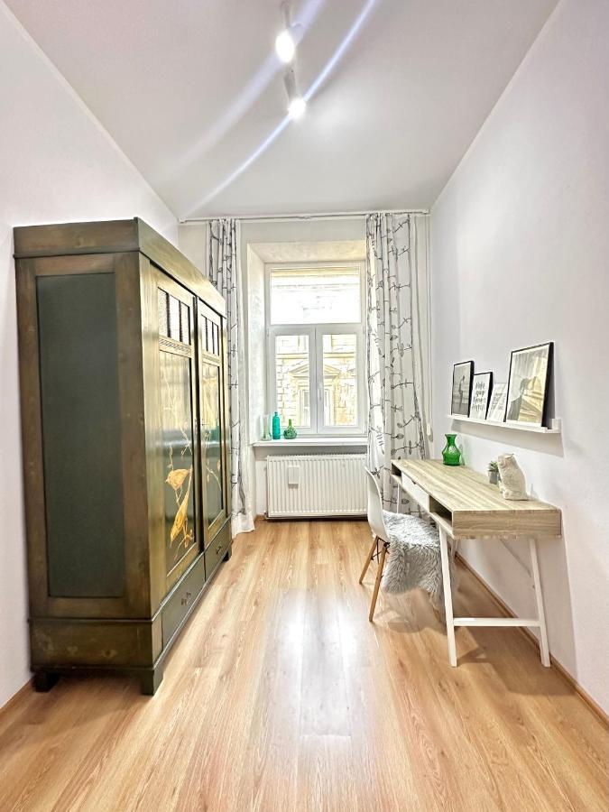 Charming Apartament City Center Timisoara Exterior foto
