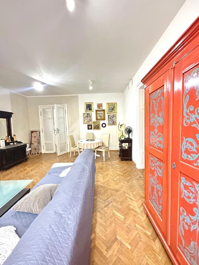 Charming Apartament City Center Timisoara Exterior foto